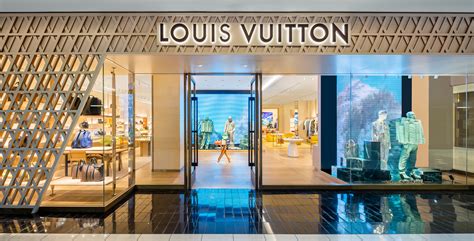 louis vuitton in houston galleria.